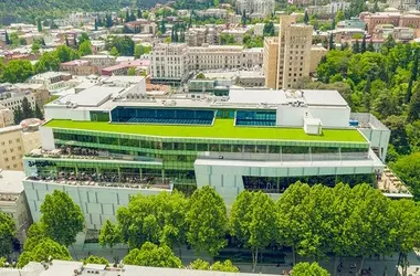 هتل رادیوس تفلیس